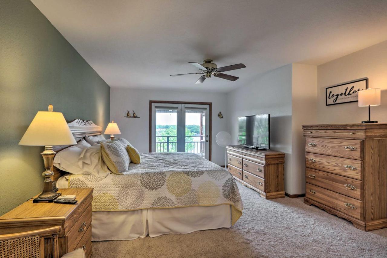 Lakefront Osage Beach Condo With Balcony And Views! Exterior photo